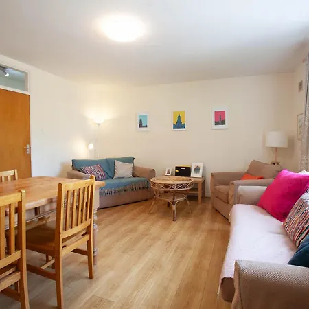 2bdr Sandymount Near And Dart